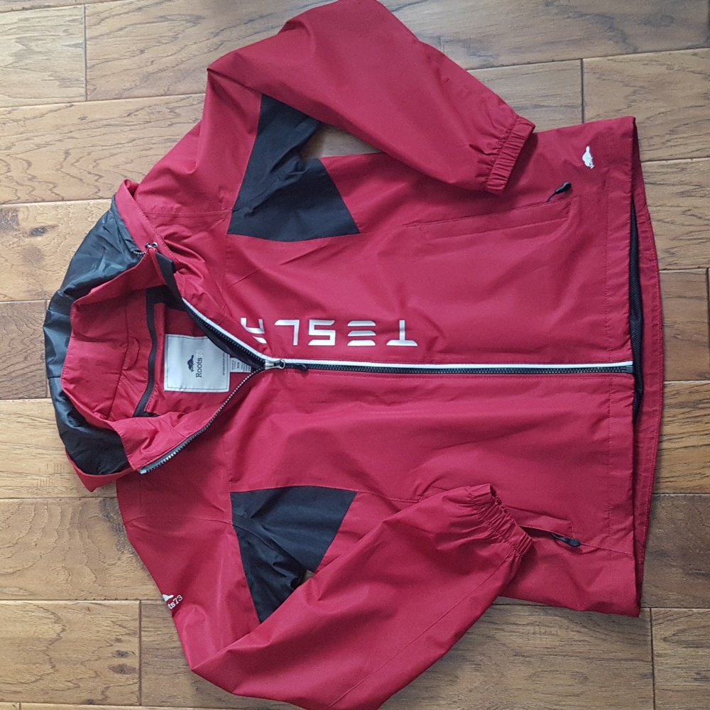 Roots Canada x Tesla Women's Red Light Jacket Size M